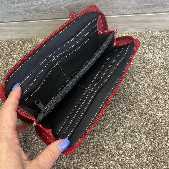 Tignanello Red Leather Zip Around Wallet Large 7.5" x 4.25" - Picture 8 of 12